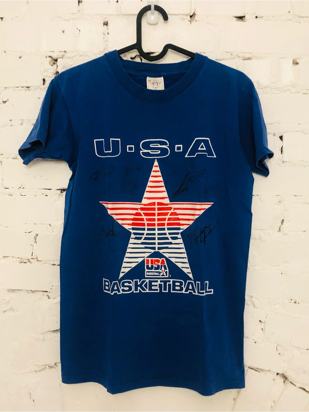 Vintage USA Basketball Blue Graphic Tee